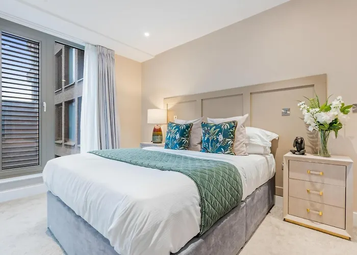 Executive Sleeps 4 2bed 2bath 约克