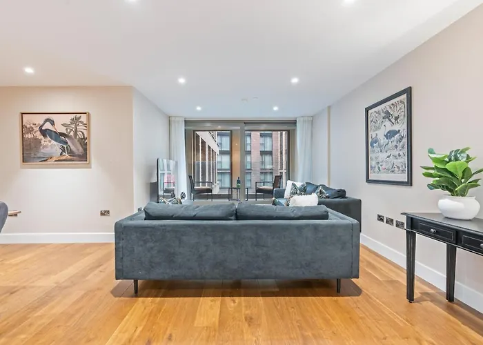 Executive Sleeps 4 2bed 2bath 约克