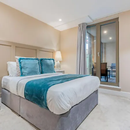 Executive Sleeps 4 2bed 2bath * York