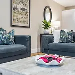 Executive Sleeps 4 2bed 2bath * York